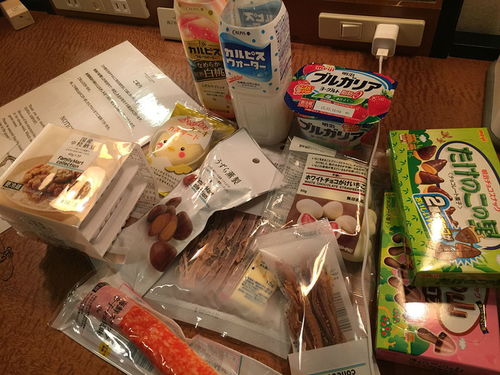 抗饿小零食平价牌子有哪些，推荐好吃又抗饿的零食