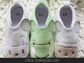 江苏常州有小商品和服装批发市场吗?在哪里?我要具体的地址。