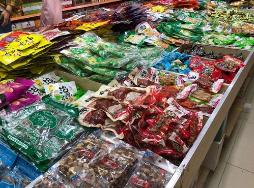 小零食麻辣批发市场在哪里，麻辣小吃零食批发