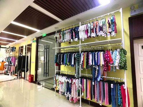童装工厂店的衣服为什么那么便宜?听说是旧衣服翻新,是真的吗?