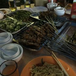滦县批发小零食电话号码，滦南小食品批发市场在哪里