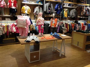 童装工厂店的衣服为什么那么便宜?听说是旧衣服翻新,是真的吗?_百度知