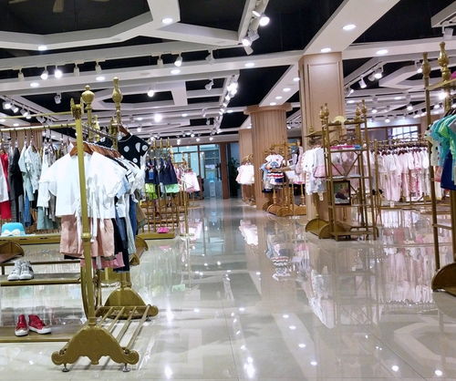 温州品牌童鞋仓库在哪里啊，温州品牌童鞋厂家批发