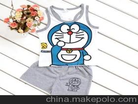 有一个服装品牌的logo是一只卡通黑猫,衣服也都是小猫图案的,那个品牌叫