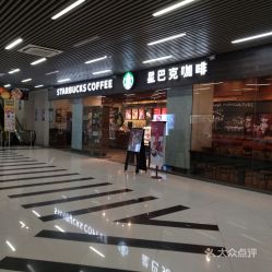 无锡三阳百盛二楼在哥弟旁边的那家女装品牌是什么名字(感觉里面基本