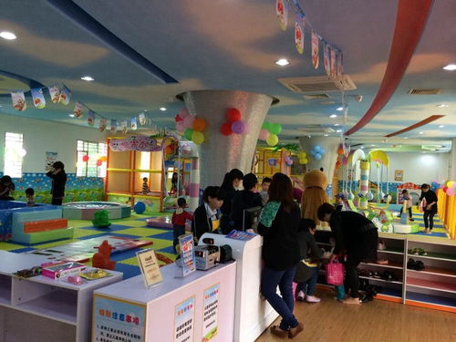 社区儿童游乐园加盟店有哪些，在社区开儿童游乐场赚钱吗