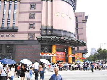万菱玩具批发市场营业时间，万菱广场玩具批发市场