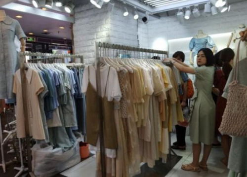 请问新乡哪里有卖孕妇装的??? - 百度宝宝知道