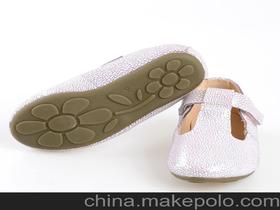 注册一个自创品牌衣服公司需要什么条件和多少资金?