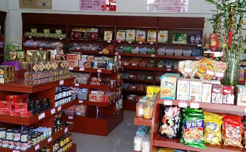 龙岩小零食加盟电话号码，龙岩零食批发