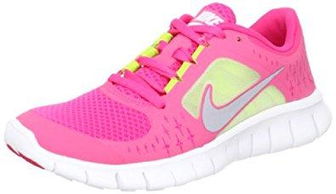 小孩子适合买耐克的哪款鞋呢?Nike的童鞋怎么样?