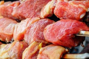 有哪些好吃不辣的肉类零食?