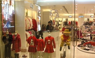 广州童装陈列道具厂家直销电话，广州童装基地