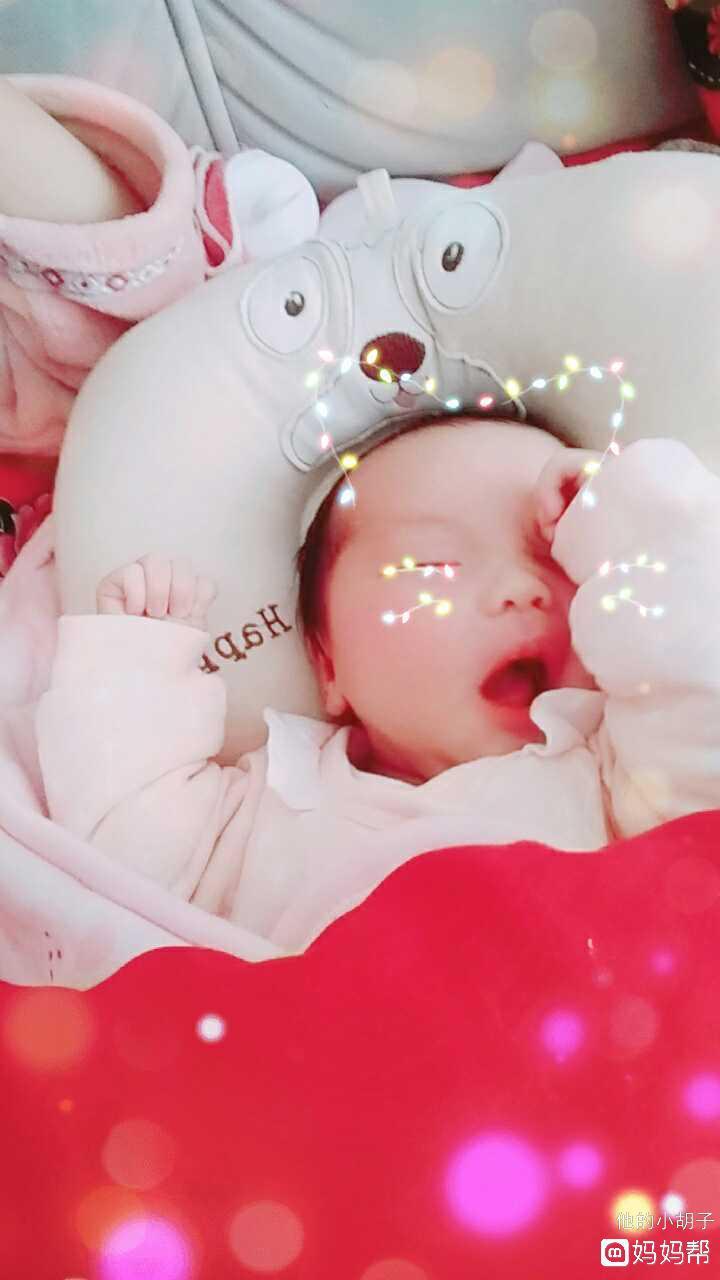 女宝用什么牌子的尿不湿好，女宝宝适合什么品牌纸尿裤