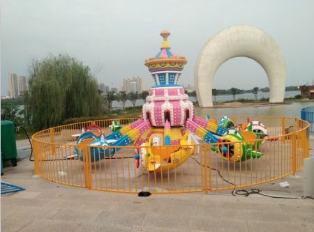 儿童淘气堡设备厂家哪家好
