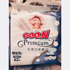 适合夏天用的新生儿纸尿裤