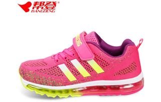 优秀童鞋品牌
