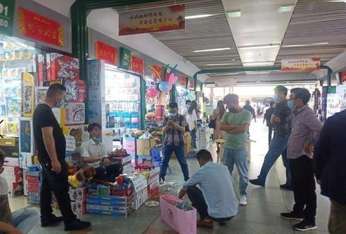 昆明哪里可以买到过泼水节时用的那种玩具水枪?急!!!